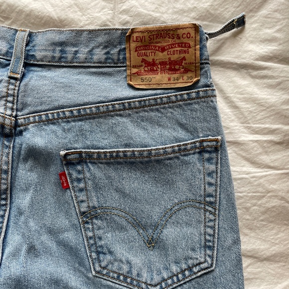 Unisex Levi's 550s Relaxed Fit - Picture 5 of 9